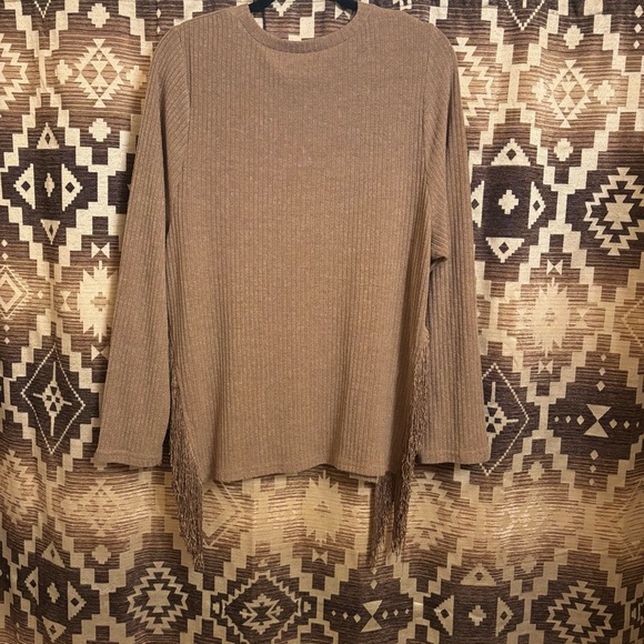 Women’s SHEIN Ribbed Sweater With Fringe Sides, Size 4XL, Fits like a 2XL - Picture 8 of 8